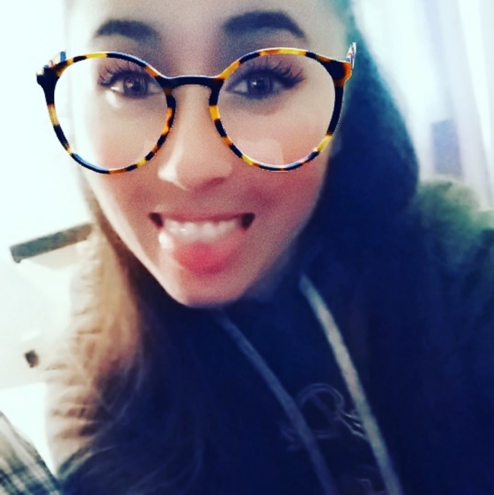 Meet your Posher, Joleen